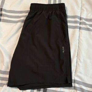 ALIVE shorts